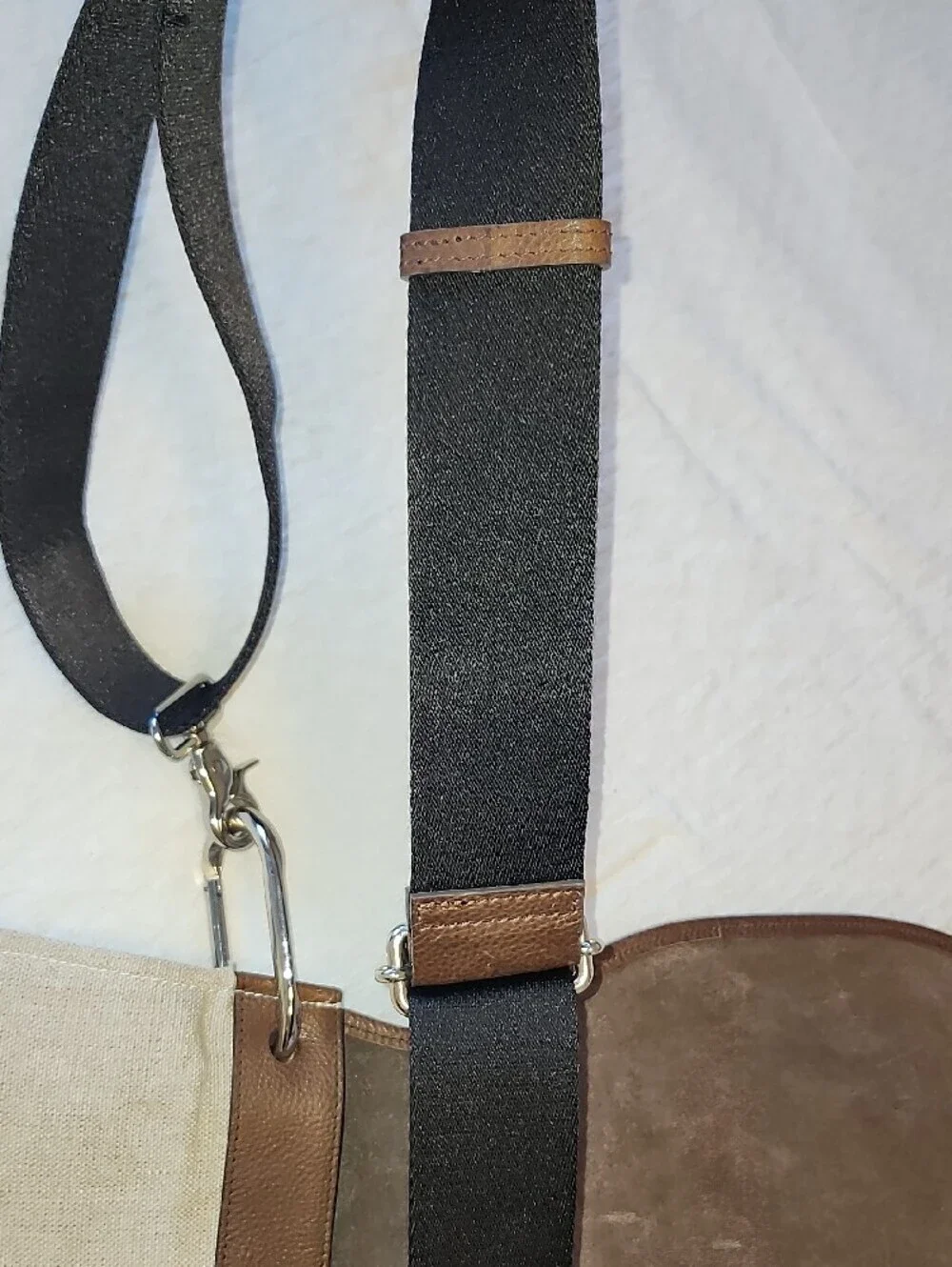 Brown Italian Leather Messenger Bag with Adjustable Strap